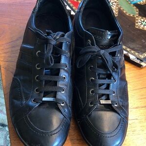 Hugo Boss Black Leather Low-Top Lace-Up Sneakers